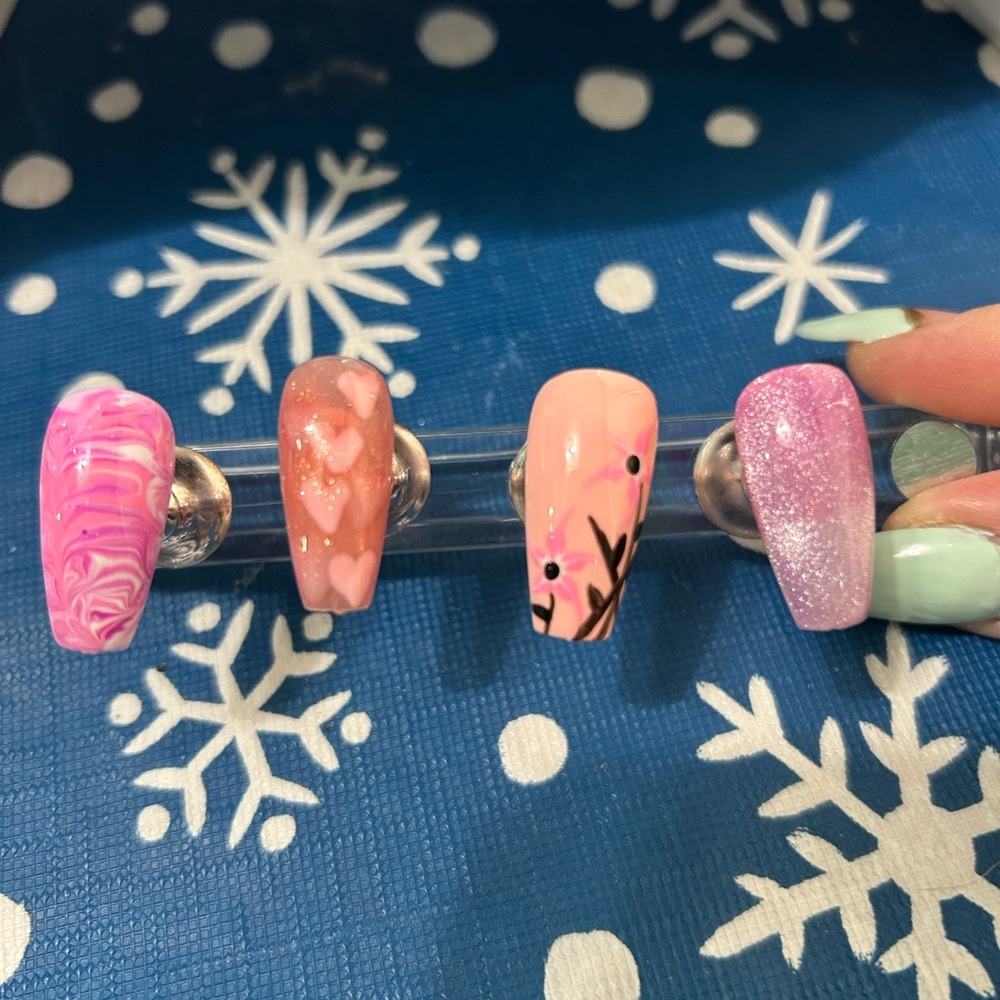 Custom press ons - Picture 5 of 16